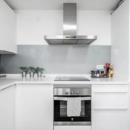1 Bed In Nueva Andalucia * Marbella