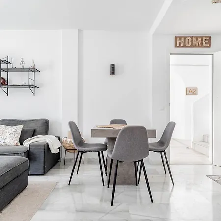 1 Bed In Nueva Andalucia Apartment